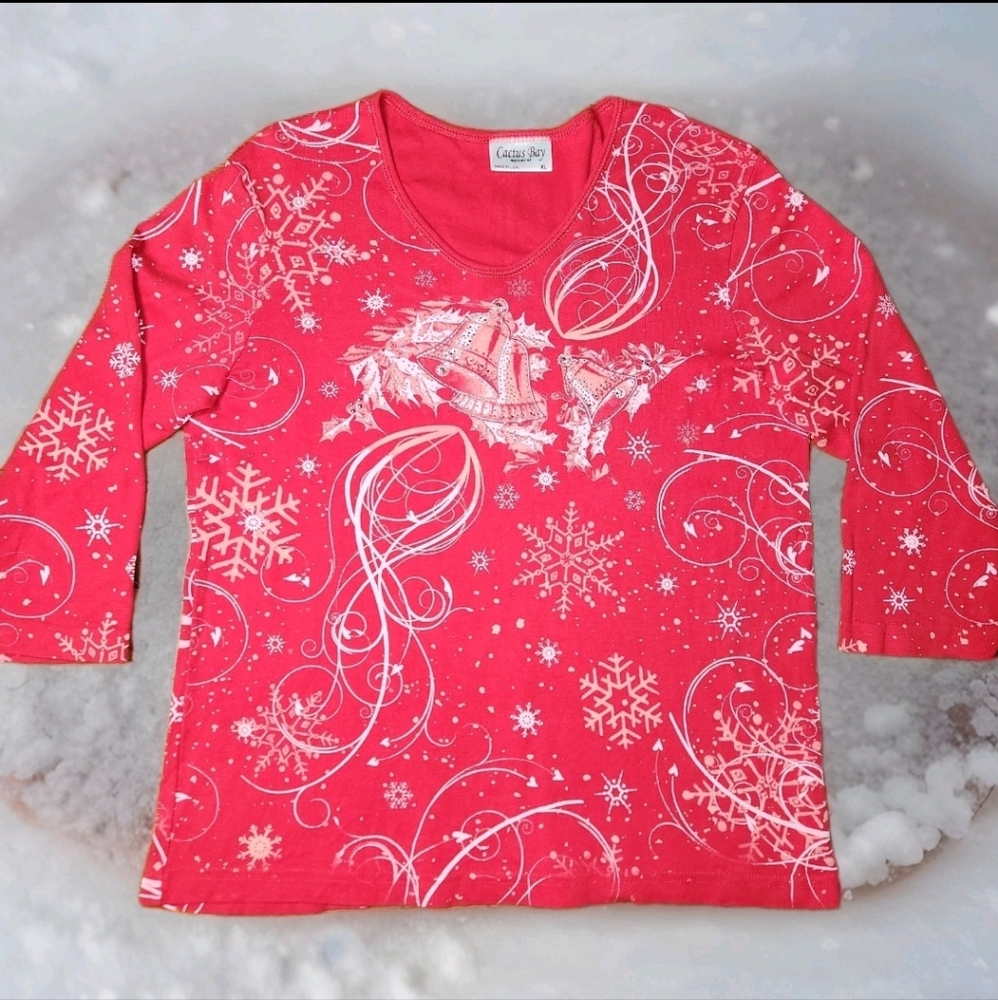 NWOT Cactus Bay Holiday Red Rhinestone Bells & Snowflakes Top XL Made in USA